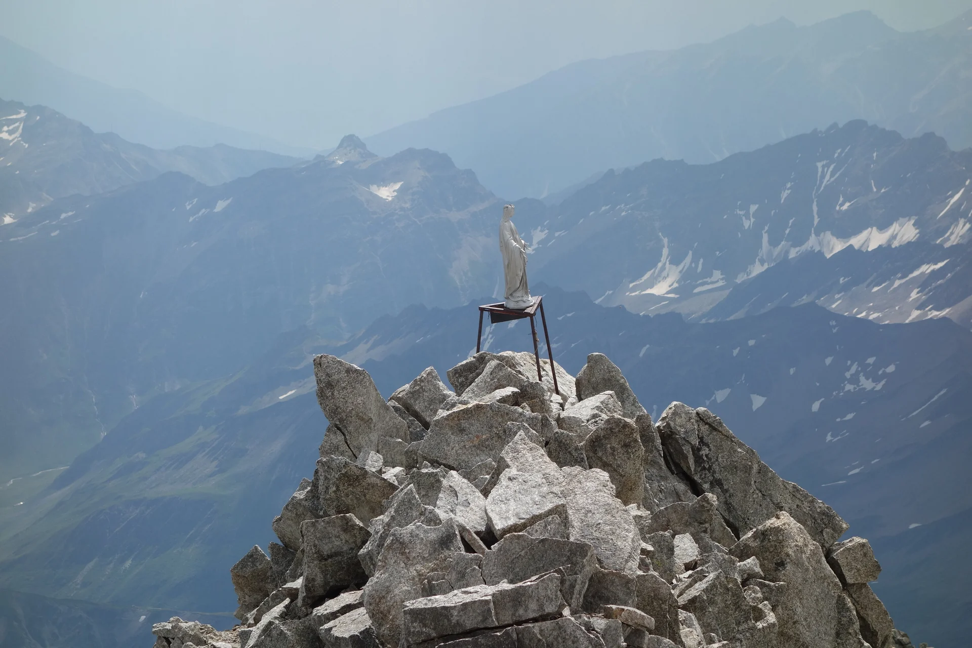 Madonna auf dem Mont Dolent – das Gipfelbuch ist sehr alt | © DAV Freudenstadt
