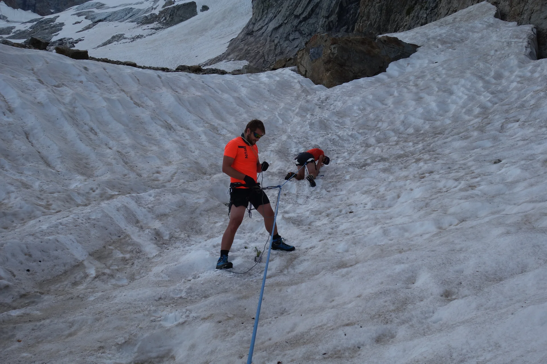 Übung zur Spaltenbergung in der Nähe des Biwaks | © DAV Freudenstadt